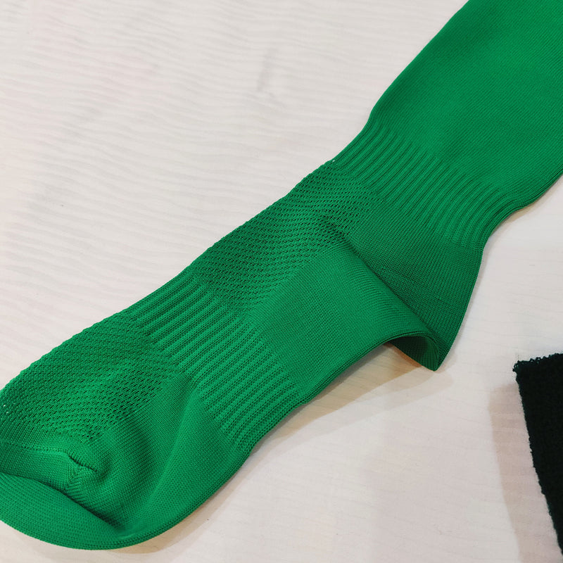 Football Socks & Wristbands Set⚽ - GREEN - 11-14 Years